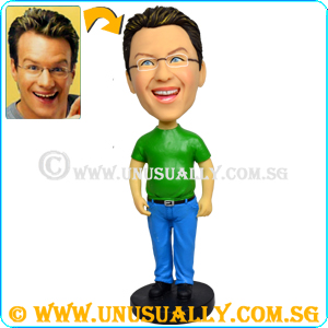 Custom 3D Big Size Male In Green Figurine